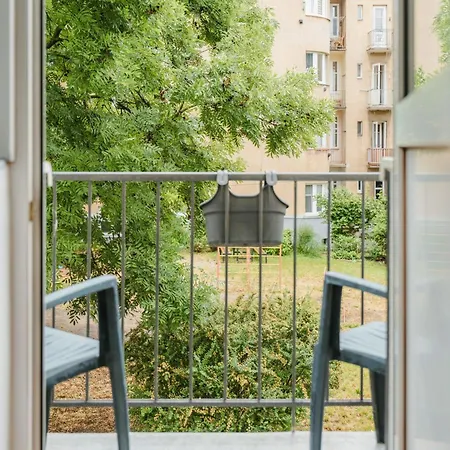 Lejlighed Pleasant With Terrace, 1 Min. From Metro Prag