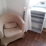 Apartment Pleasant With Terrace, 1 Min. From Metro Prague